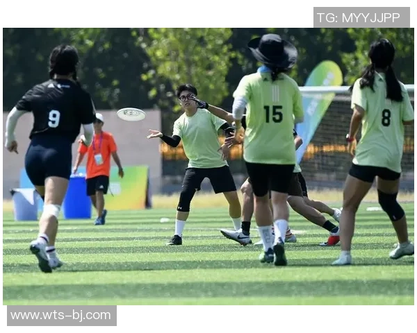 深圳飞盘队与重庆飞盘队对决分析：力量与策略的精彩碰撞